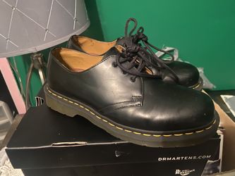 Dr Martens Size 8