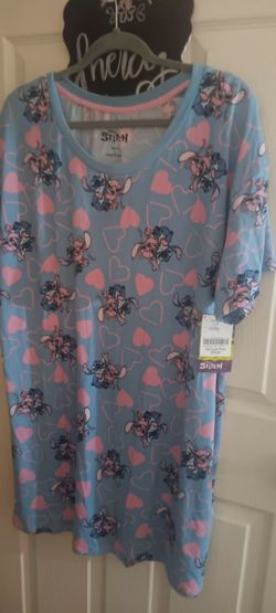 Stitch gown large