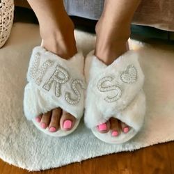 Customized Bridal Shoes/slippers