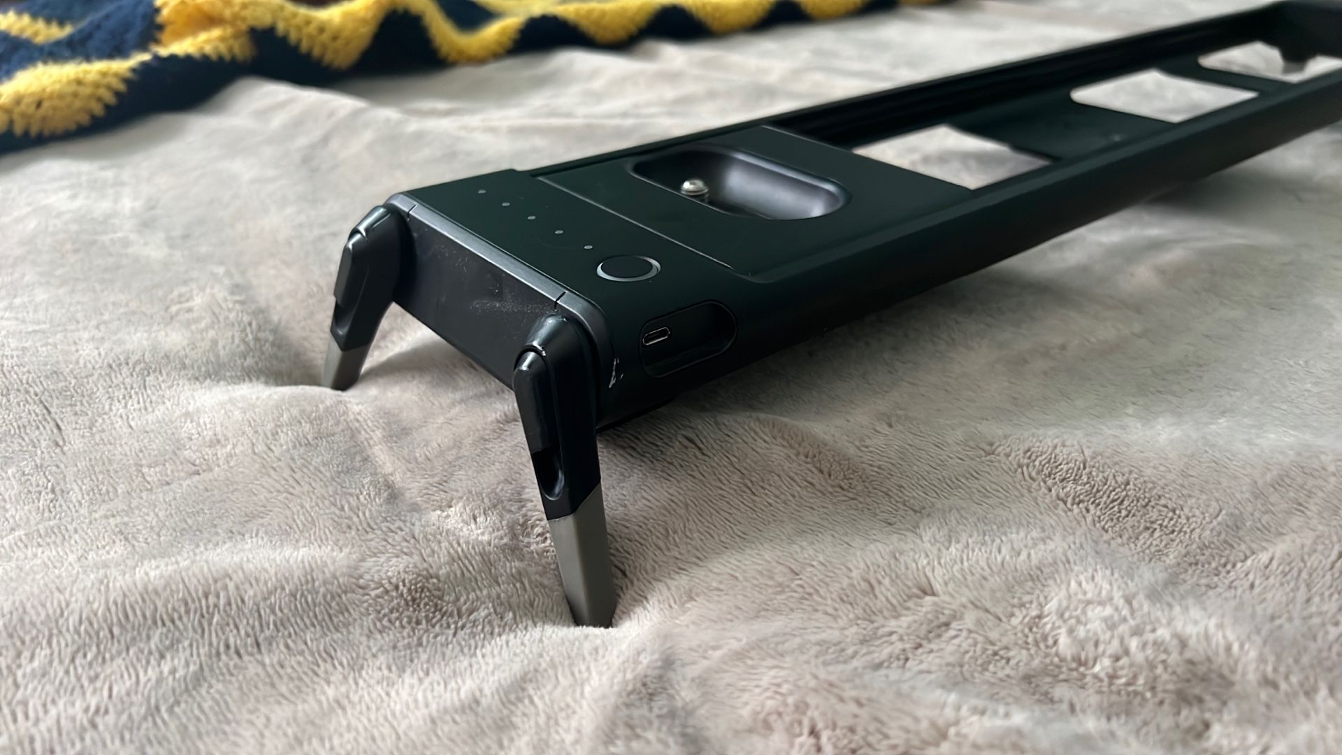 Rhino Rov Mobile Traveler Slider 16”