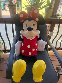 Minnie plush , Disney ,3ft