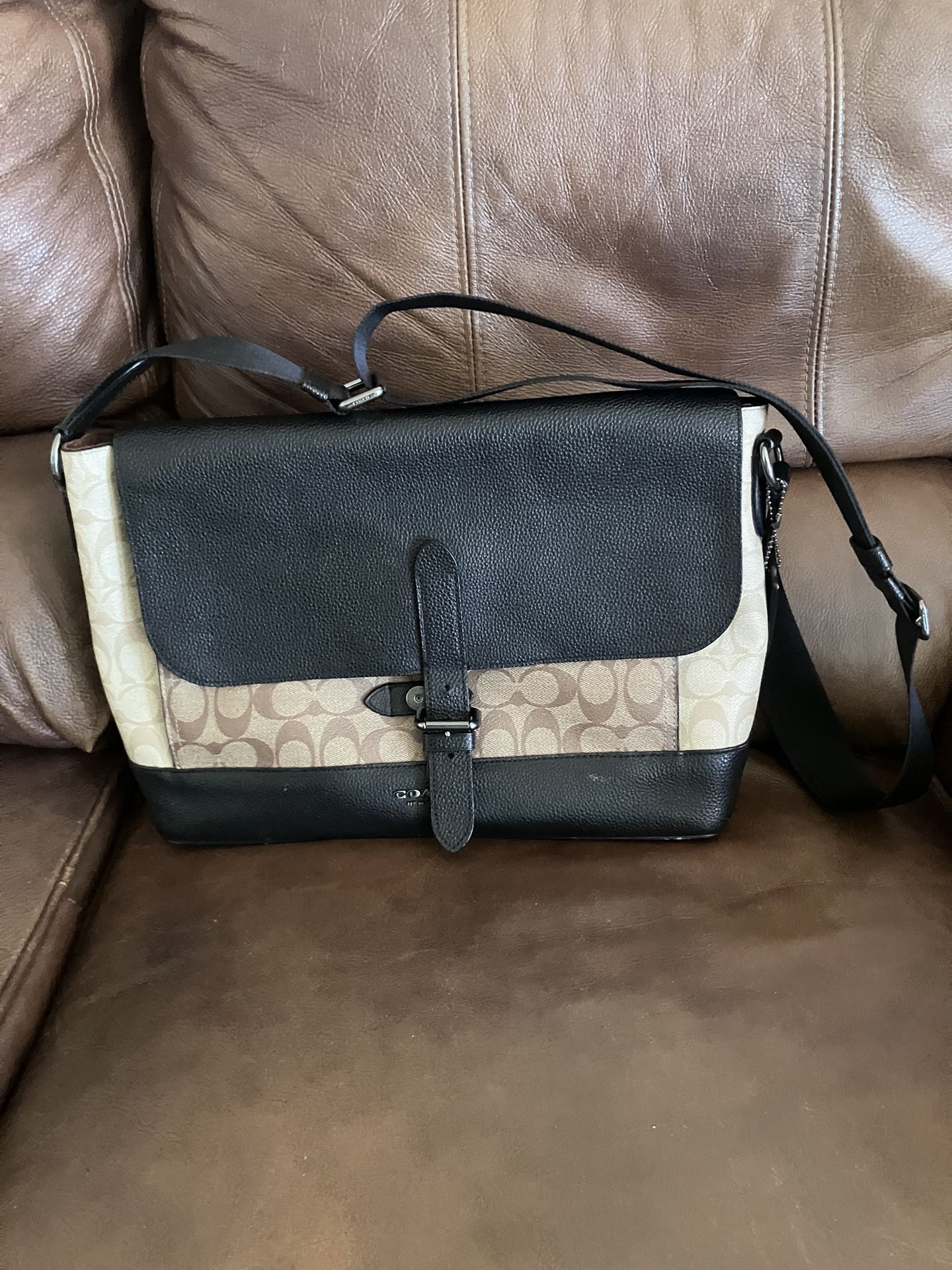 Coach Messenger Bag