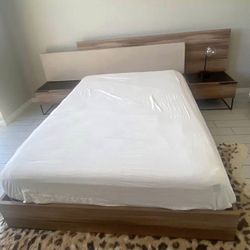 Italian Modern queen bed