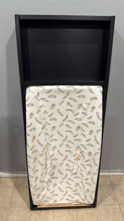 Nursery Tabble Topper with Changing Pad