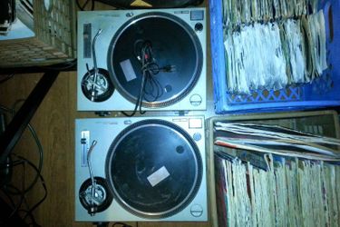 TECHNICS 1200 MKII TURNTABLES. PAIR $1,000