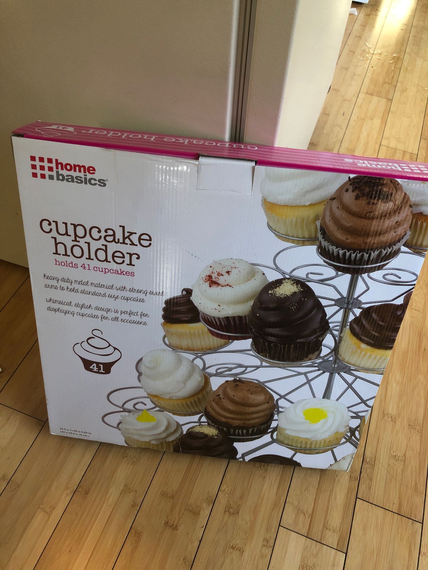 Brand New cupcake holder