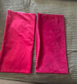 Red pillowcases