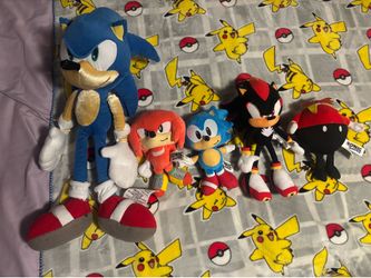 Sonic plush lot