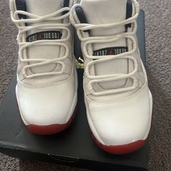 Jordan 11s