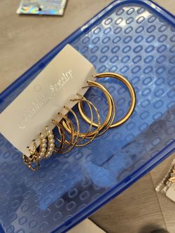 Earings set