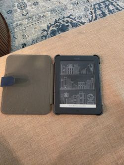Barnes & Noble NOOK GlowLight 4 eReader (with Navy Folio Case)