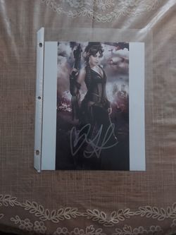 Vanessa Hodgens Signed Photo 