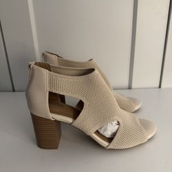 NEW Giani Bernini Women’s Size 9.5 Arisiaa Memory Foam Open Toe Ankle Booties