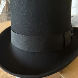Black Top Hat, Scala brand.