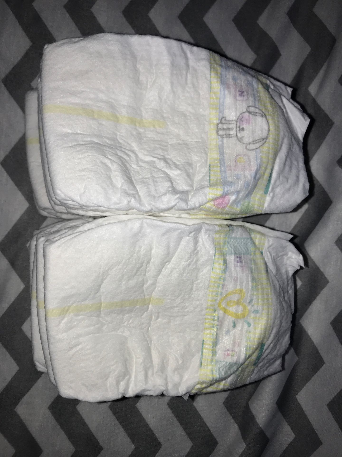 Newborn Diapers ( 18 in total )