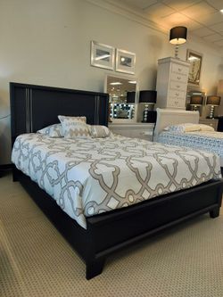 Queen size bed