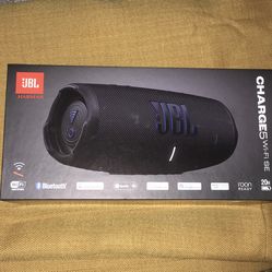 JBL Charge 5 SE wireless speaker boombox
