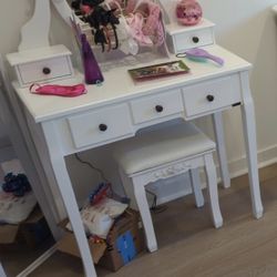 Kids Vanity (or desk) w/ LED Oval Mirror & Padded Rose Stool