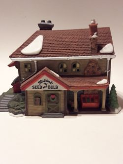 CHRISTMAS DEPARTMENT 56 VILLAGE