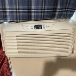 AC UNIT