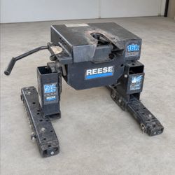 Reese 16K Kwik-Slide 5th Wheel Hitch