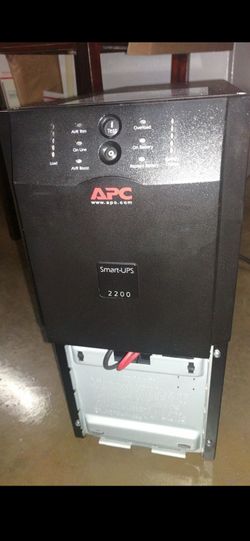 APC smart UPS 2200 240v 120f volts power supply backup battery for computers servers