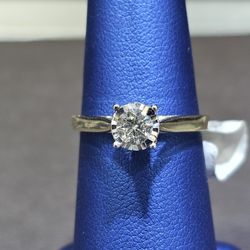 10kt YG Diamond Ring. (C-5) SIZE 7. ASK FOR RYAN. #00(contact info removed)