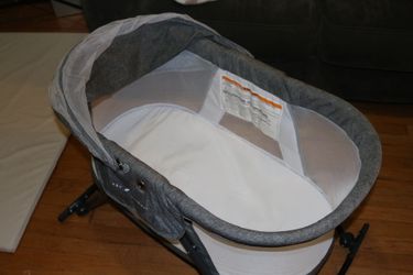 The Baby Delight Slumber Bassinet