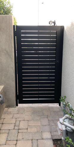 Gates-handrails