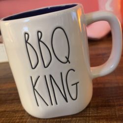 BBQ KING grill mug $5 in 33312