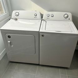 Washer and dryer set