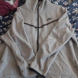 Nike Tech Zip-up [SIZE-L]
