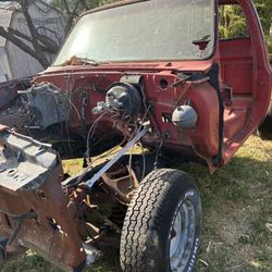  3/4 Ton Chevy Cab And Frame