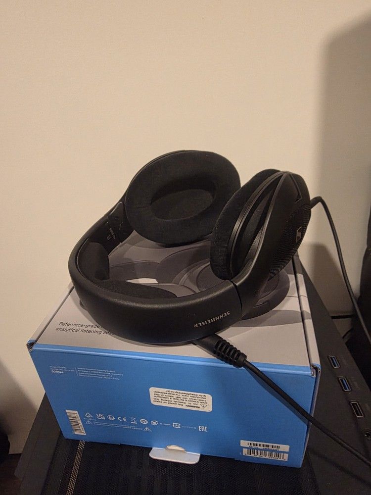 Sennheiser 560s 150$