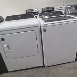 Whirlpool Washer Dryer Set