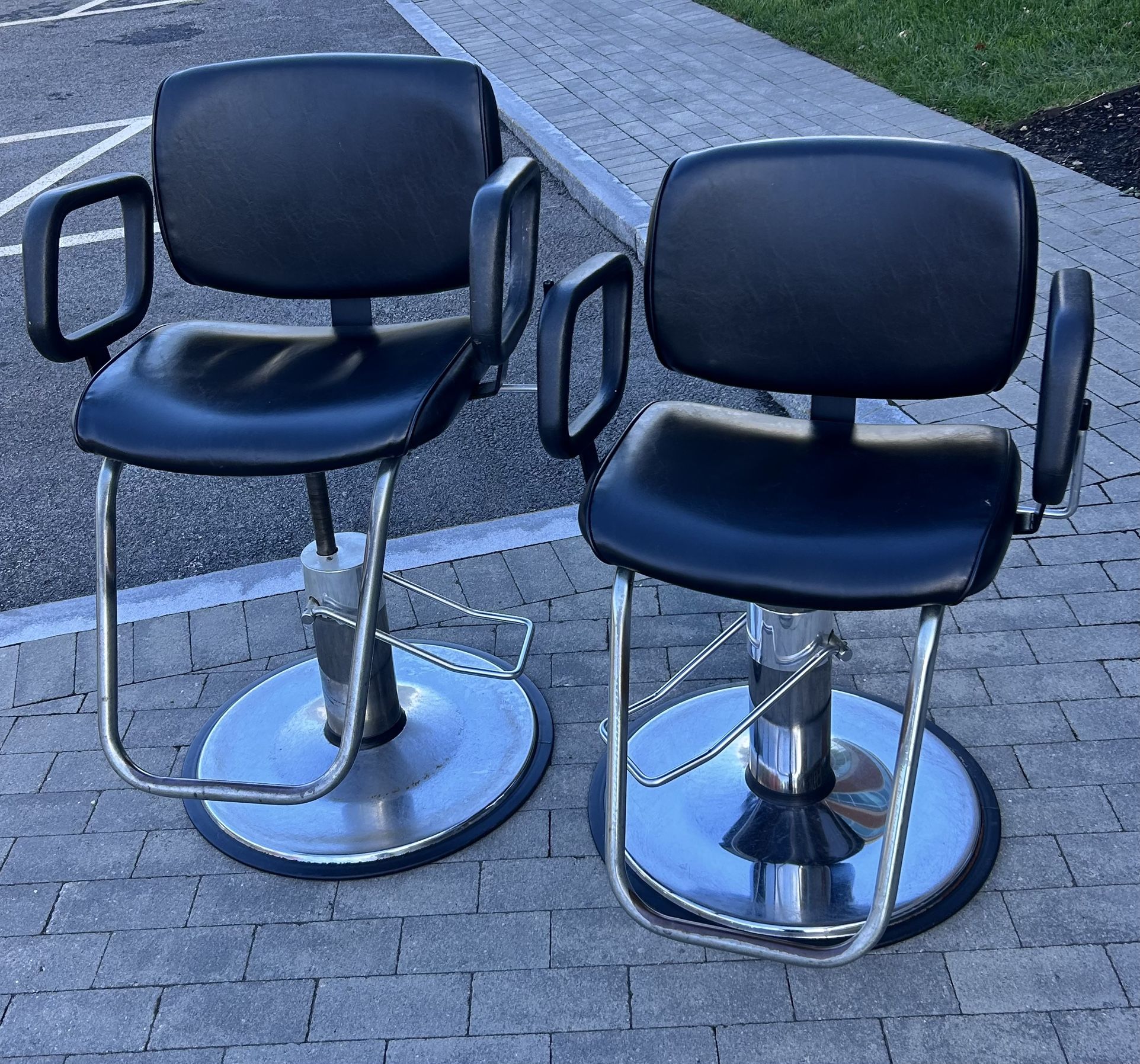 Salon Collins All Purpose Chairs