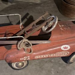 Vintage Pedal Fire Truck – City Fire Dept No. 21 – Pressed Steel (1940s–50s)