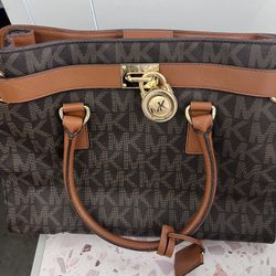 Michael Kors Hamilton Tote 