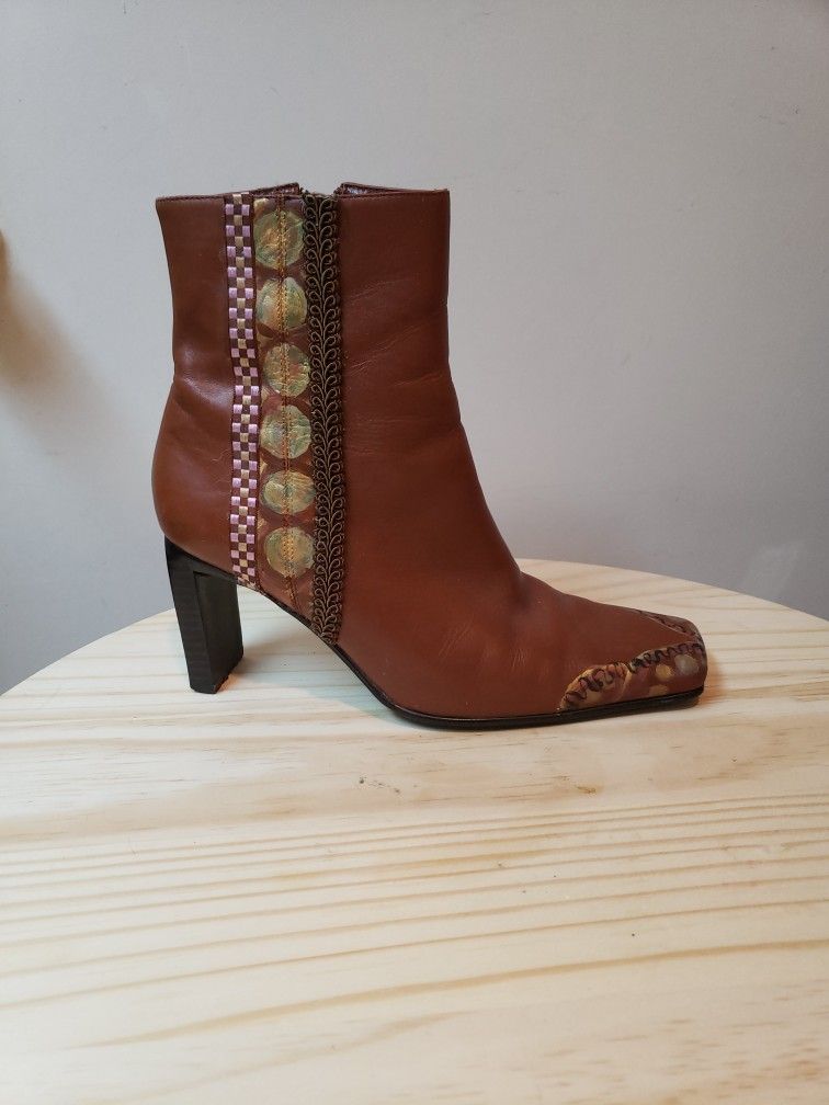 ALDO , Leather Upper ,lining, & Sole, Size 36 Or 6