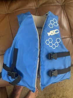 Children Floatation Vest (2 Identical)