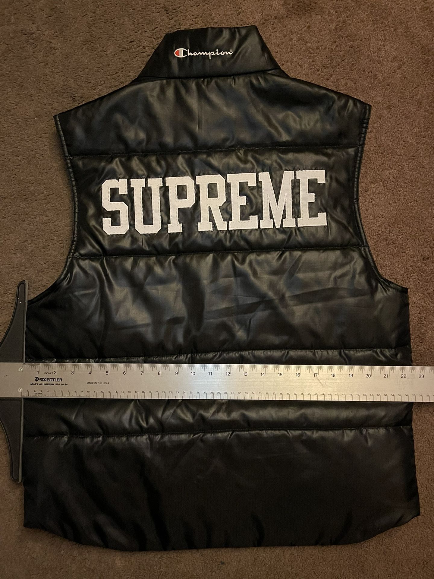 Supreme Champion Vest Sz M