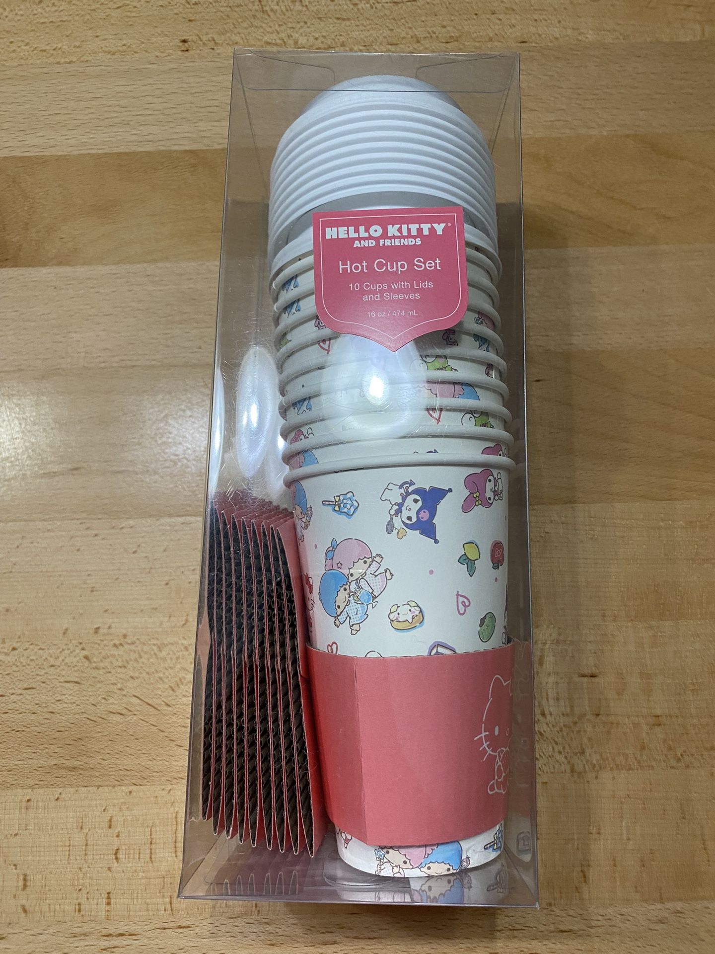 Hello Kitty & Friends Hot Cup Set W/Sleeves
