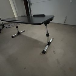 Sitting Desk