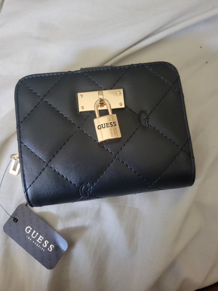 NEW GUESS WALLET