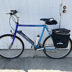 Giant Boulder Mountain Bike NEW