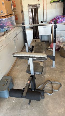 Golds gym bench