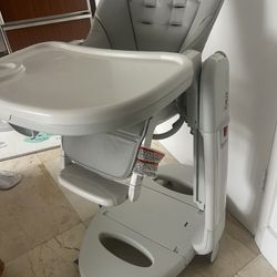 High chair Pegpegori 