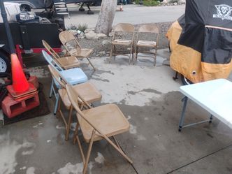 7 metal folding chairs
