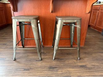 Set of 2 Metal Bar Stools