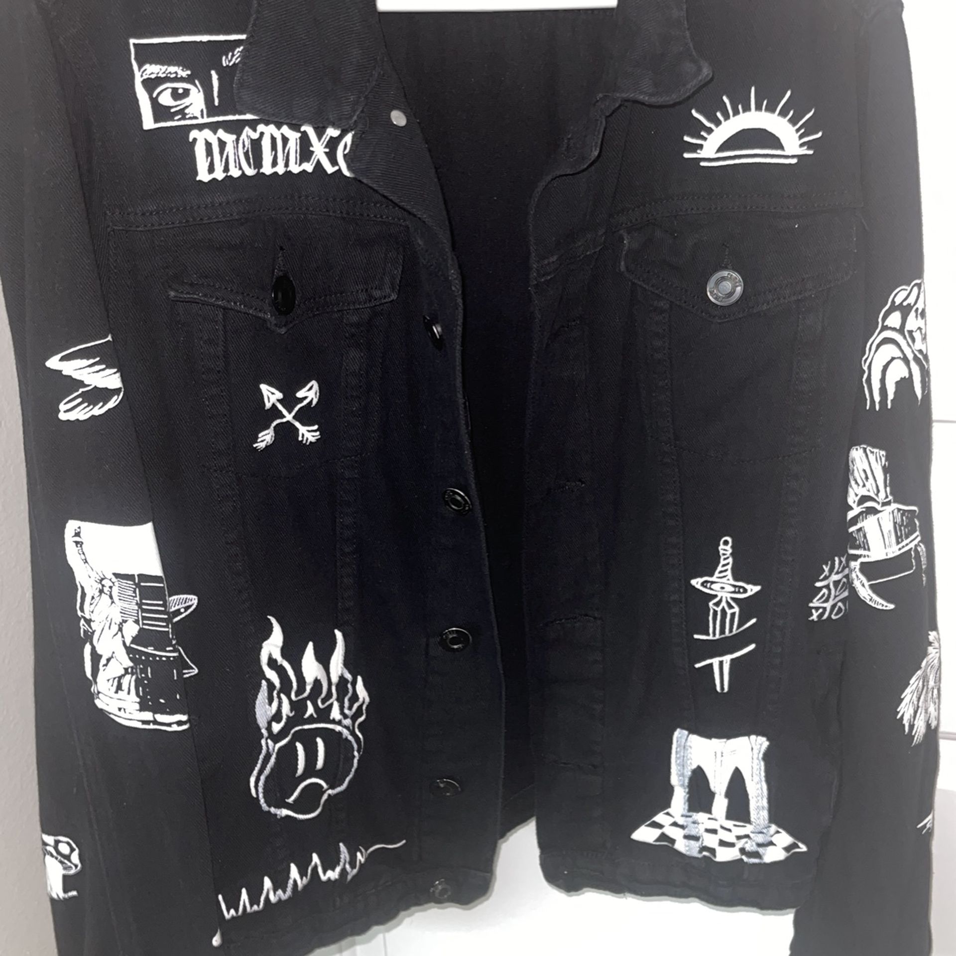 Stylish Black Jean Jacket